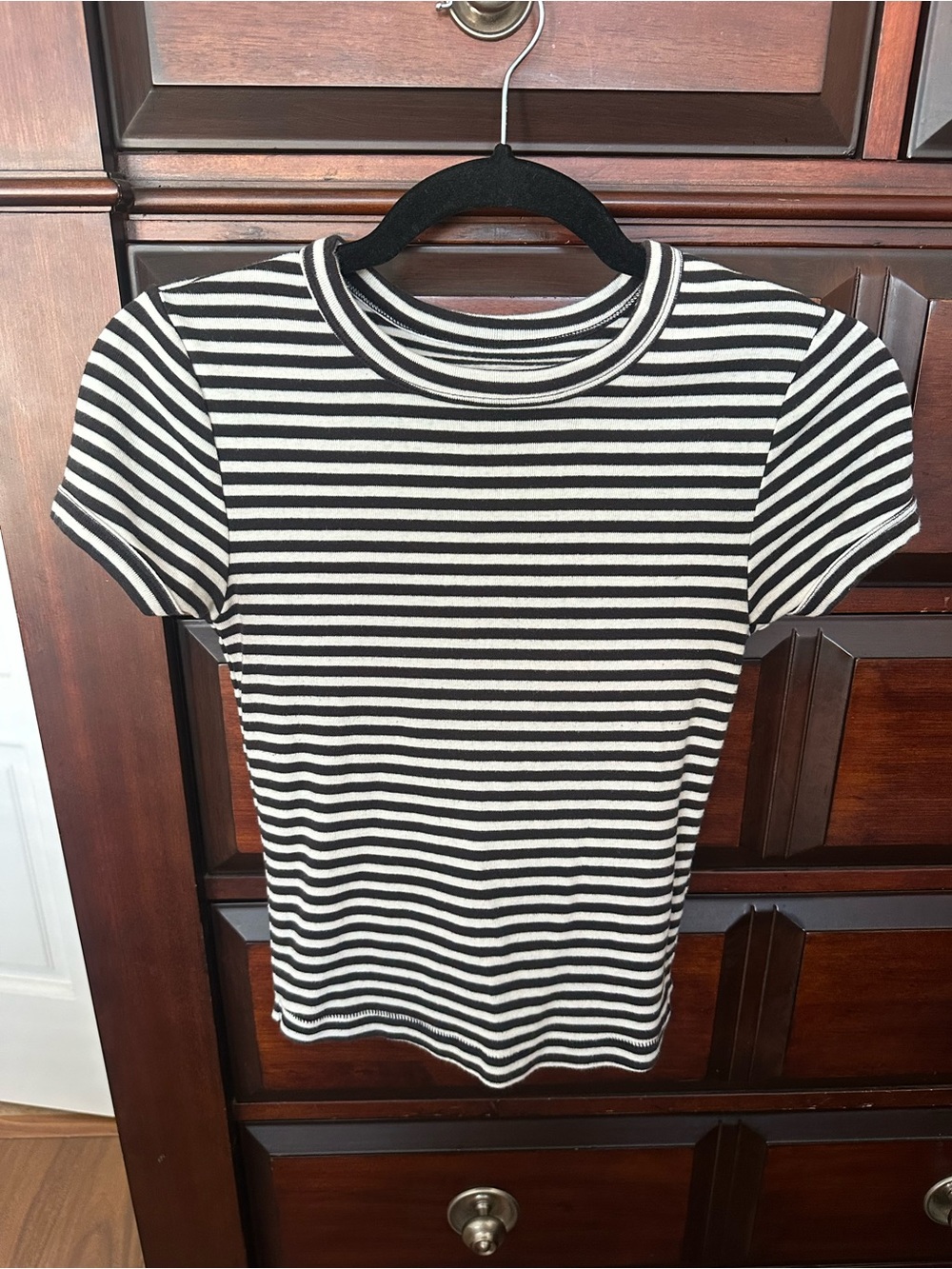BDG by Urban Outfitters Sz Medium Black and White Striped Top